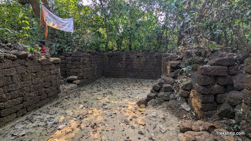 Vastu , Awade Kot